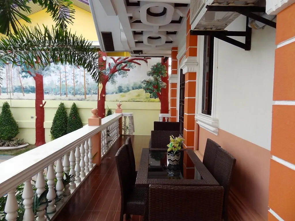 Guest house The Executive Villa Inn & Suites Davao